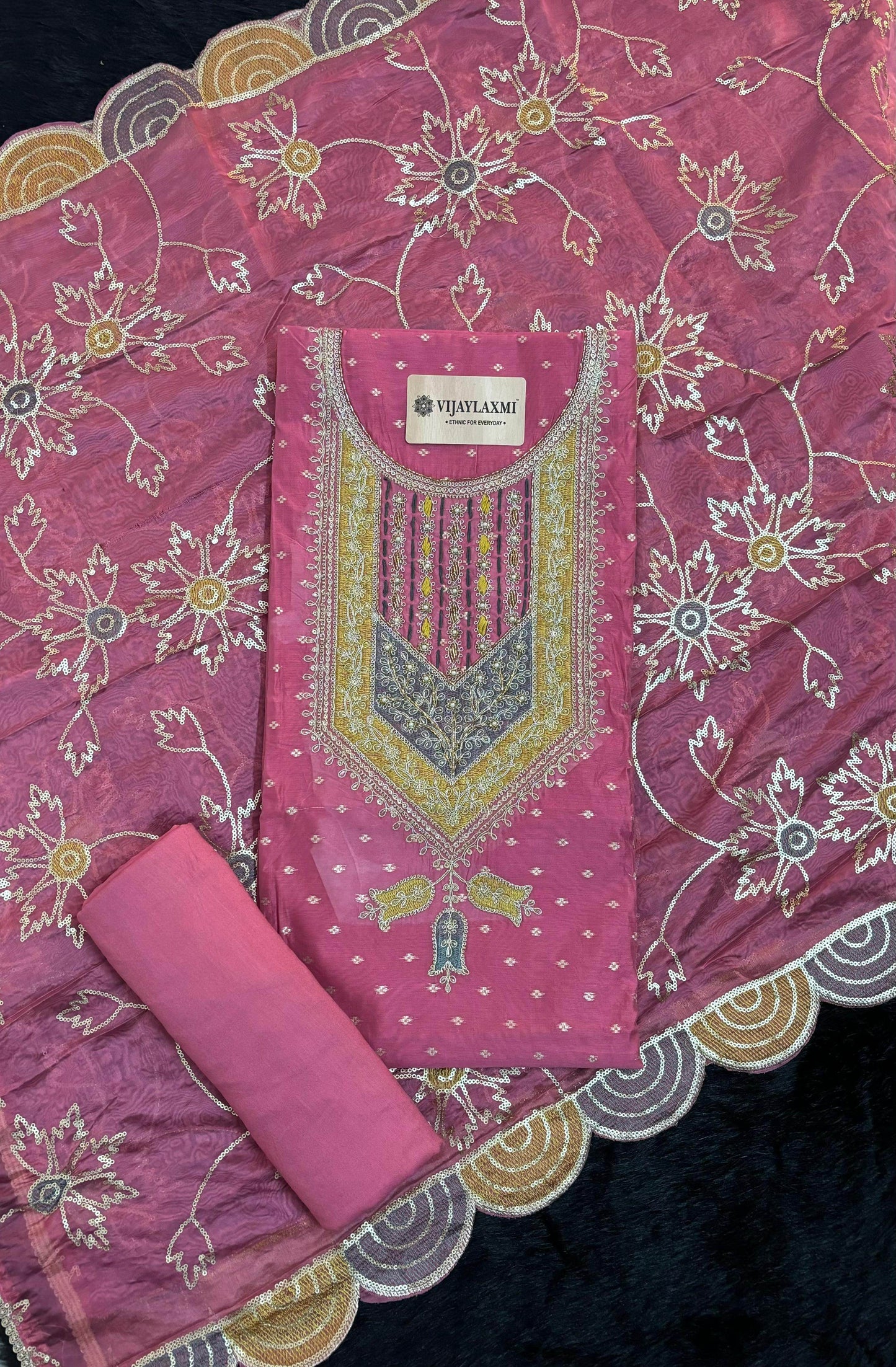 CHNADERI UNSTITCHED SUIT - Vijay Laxmi