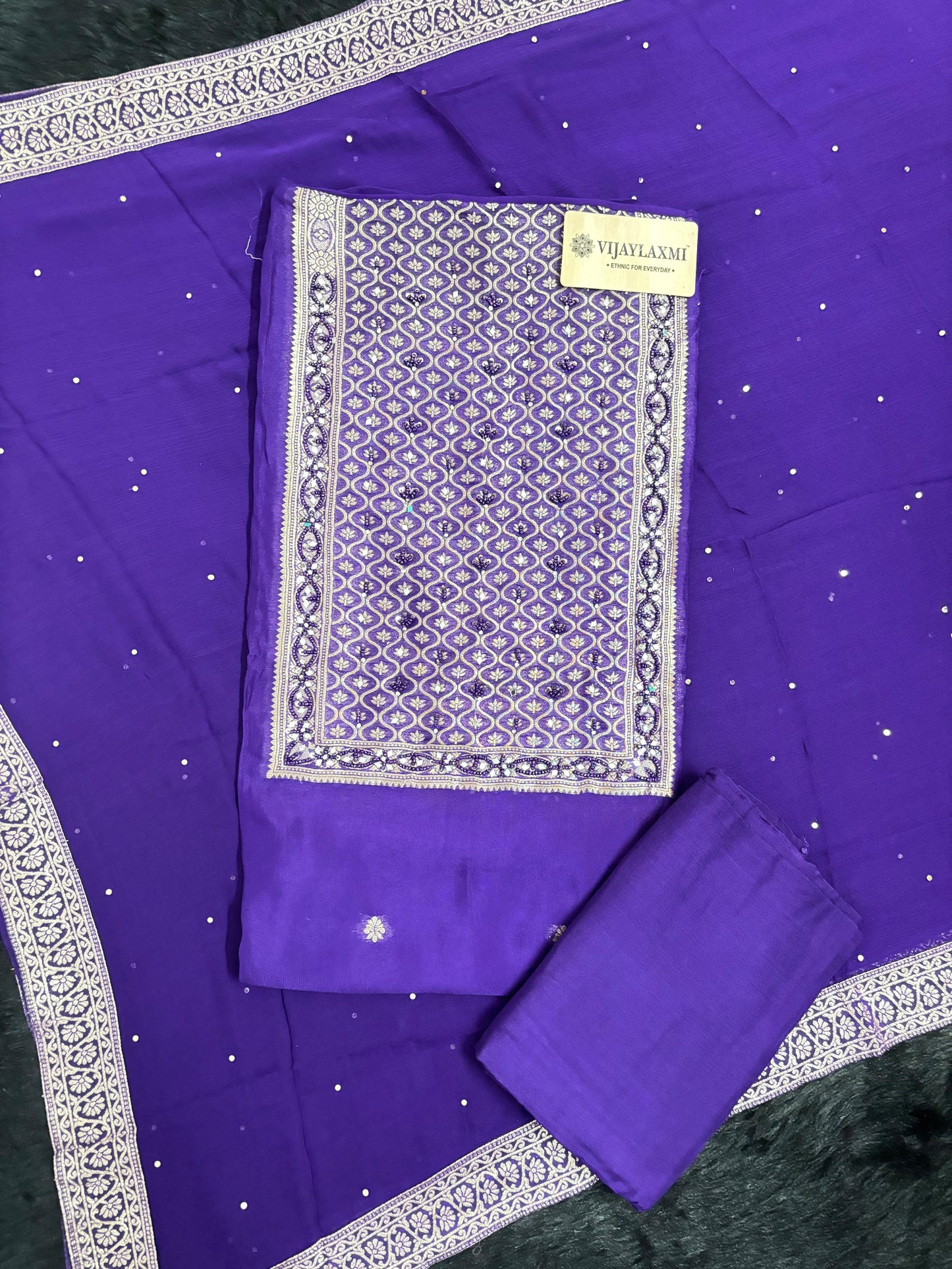 BANARASI SILK UNSTITCHED SUIT
