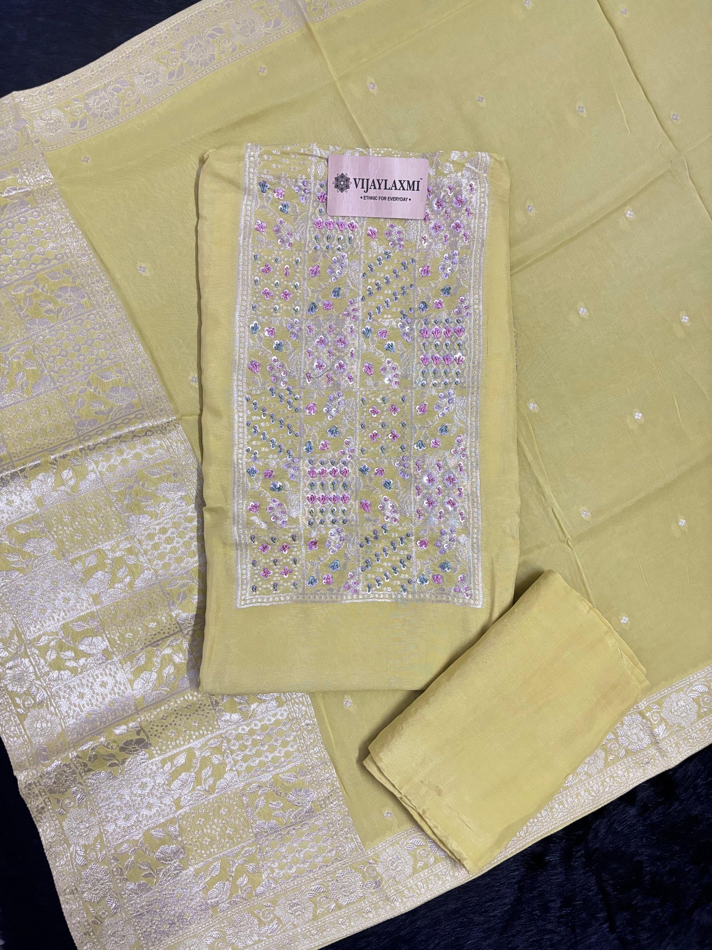 BANARASI SILK UNSTITCHED SUIT
