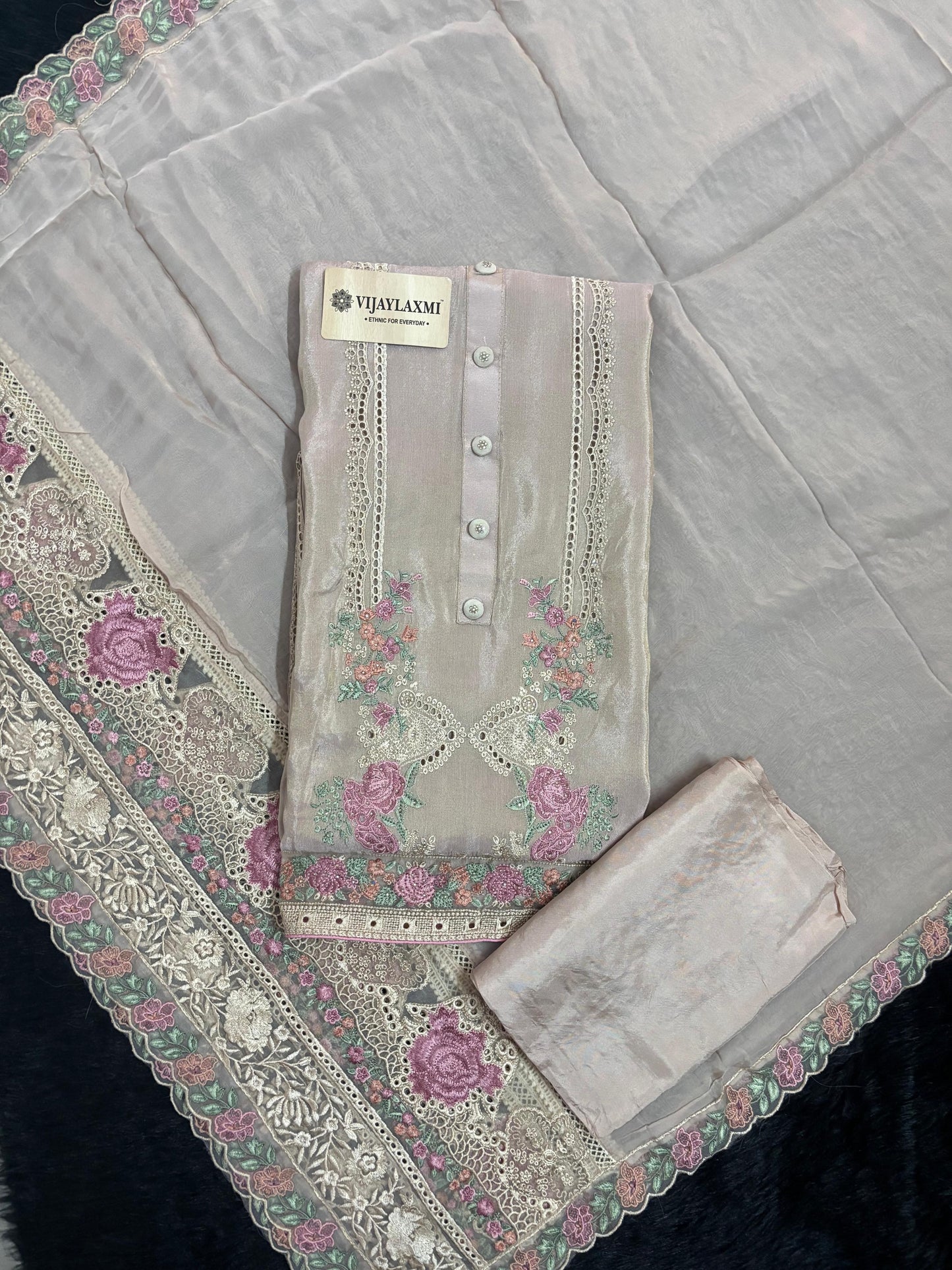 SHIMMER TISSUE UNSTITCHED SUIT