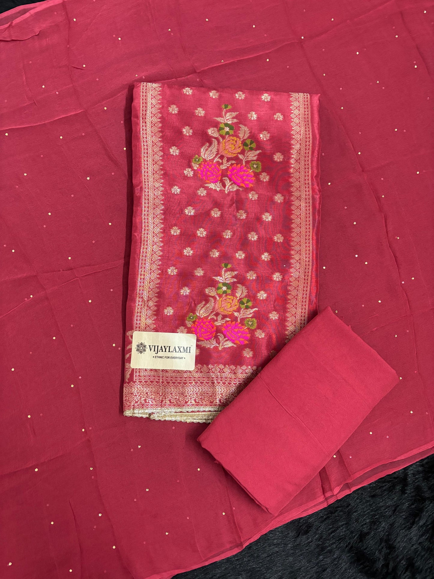 BANARASI DOLA SILK UNSTITCHED SUIT