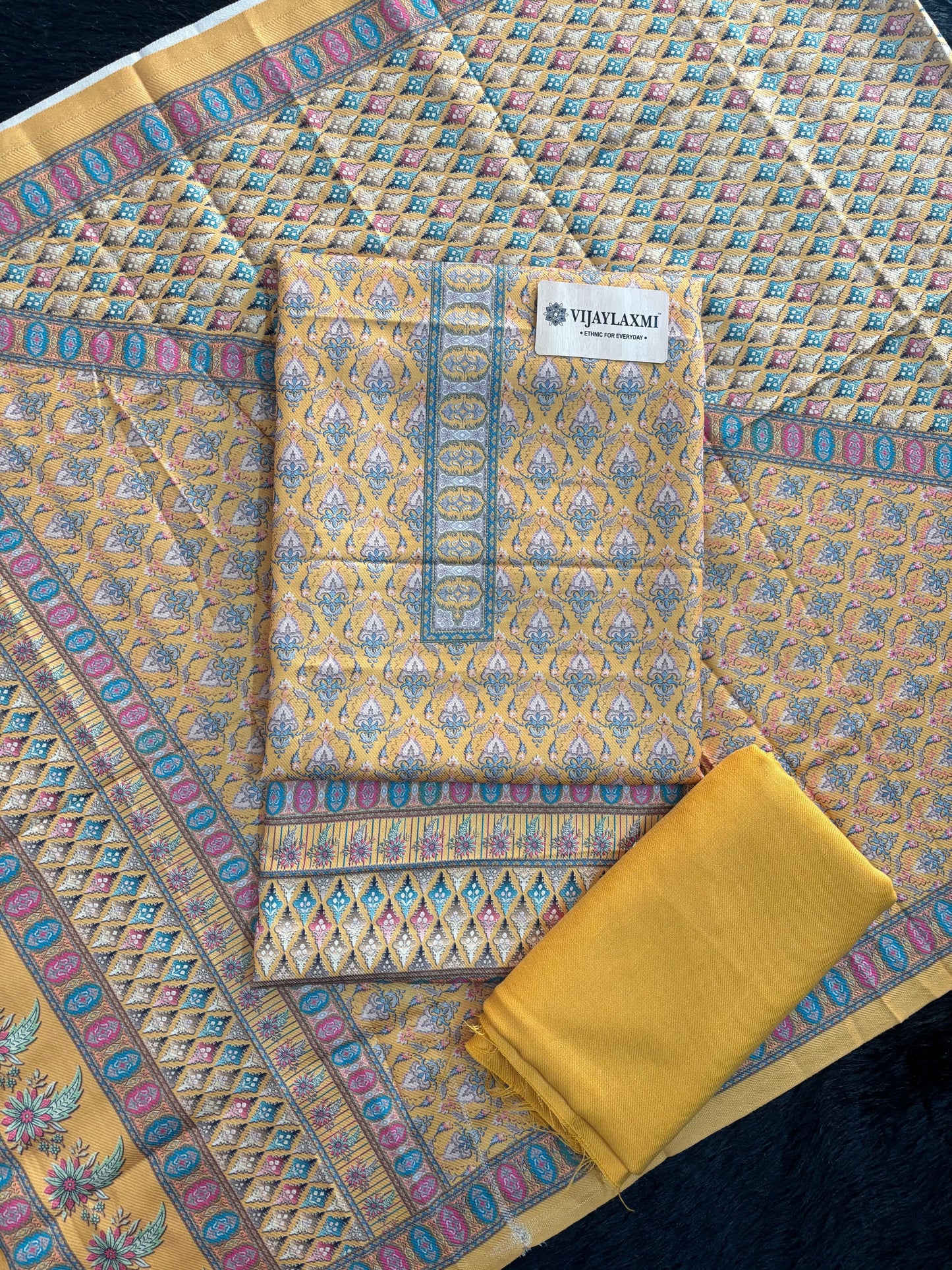 Winter Pashmina unstitched suit