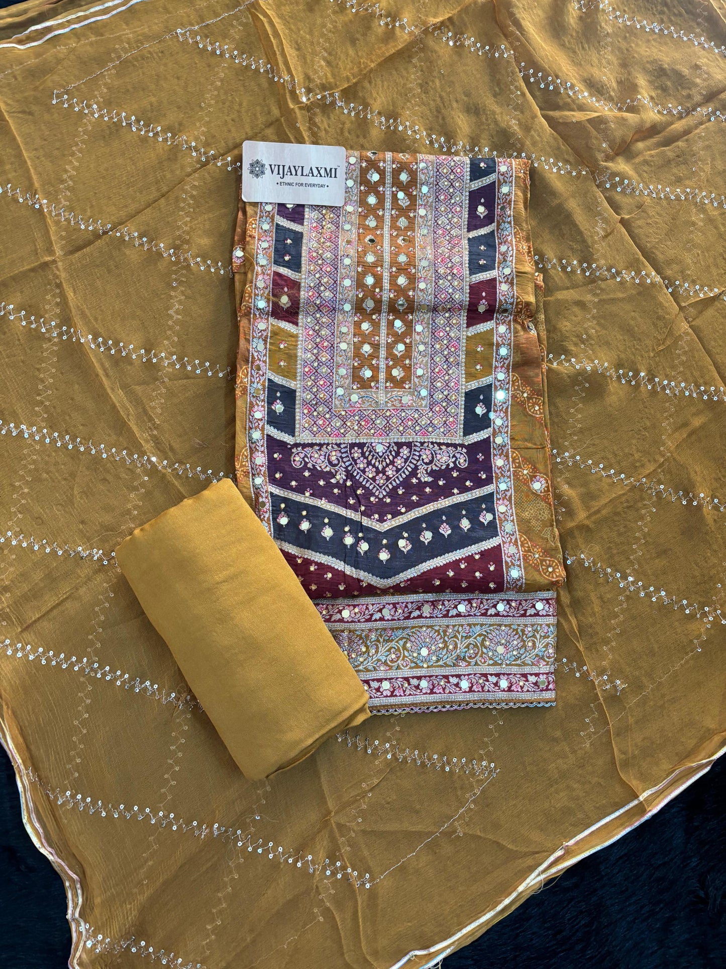 SILK UNSTITCHED SUIT