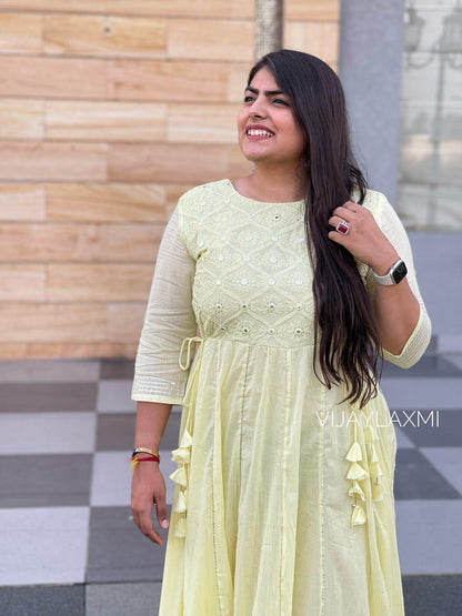 Mul Mul cotton gown - Vijay Laxmi