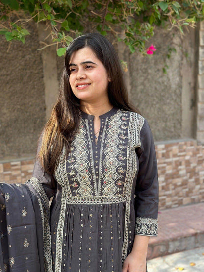 Naira Suit Set - Vijay Laxmi