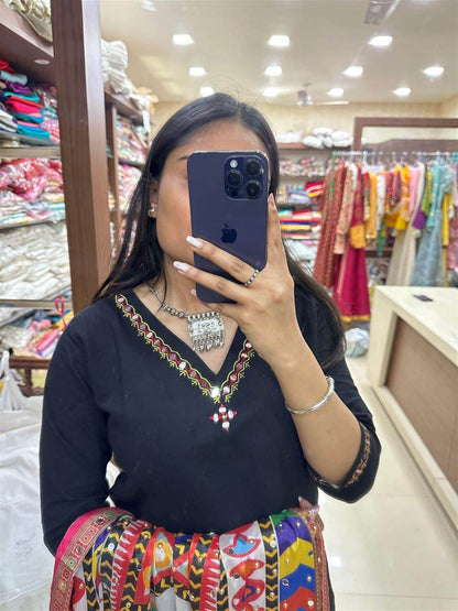 Phulkari cotton suit - Vijay Laxmi