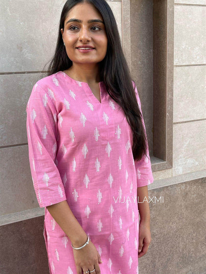 Pink cotton kurti 01 - Vijay Laxmi