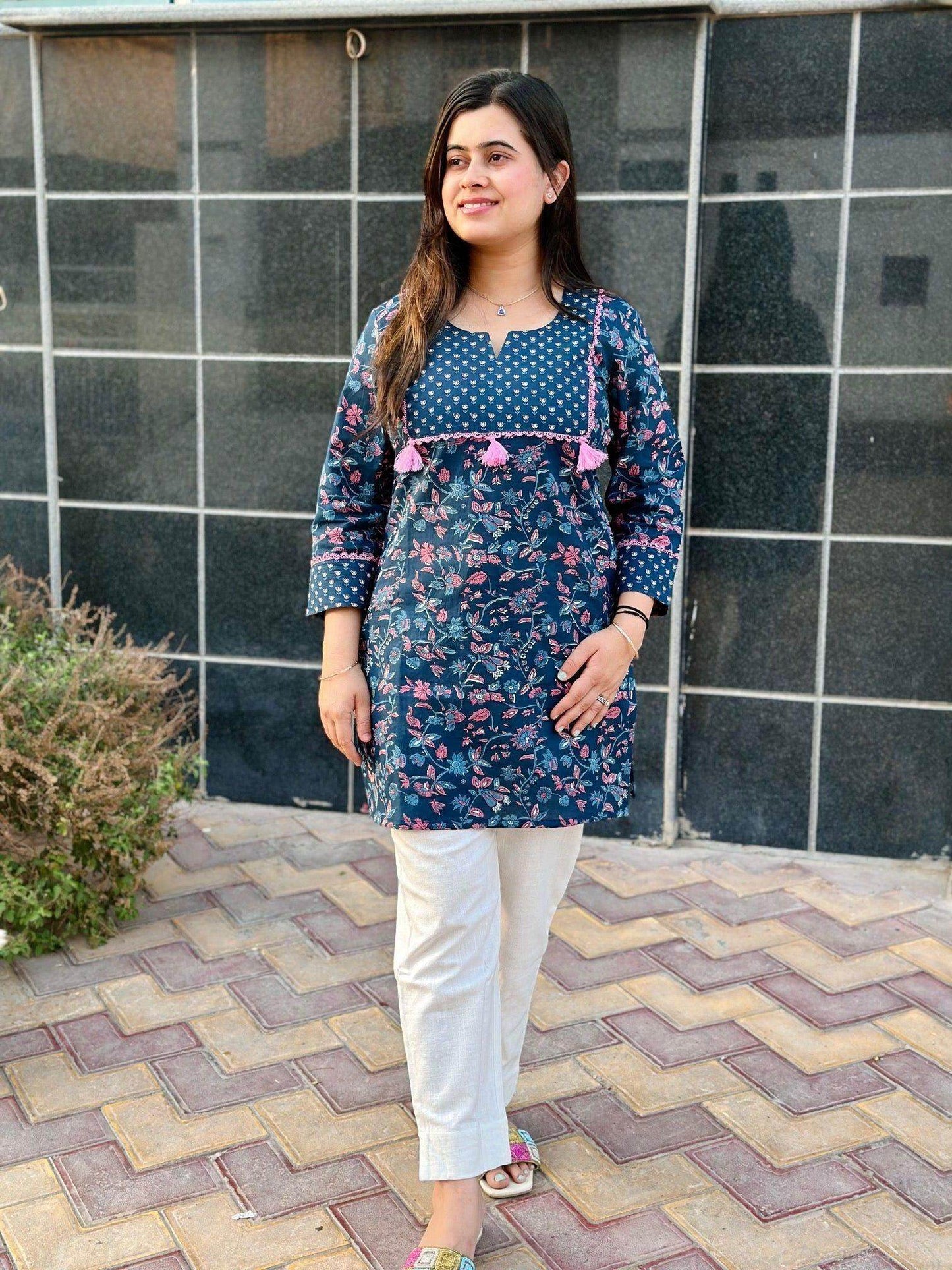 Short Cotton Kurti - Vijay Laxmi