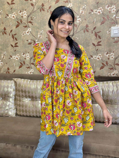 Short Top For Women - Vijay Laxmi