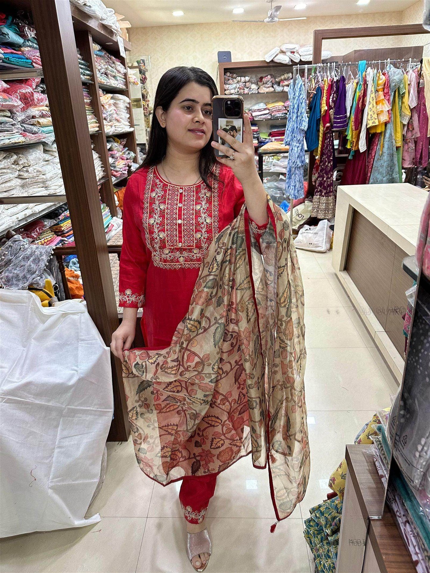 Silk kurta set - Vijay Laxmi