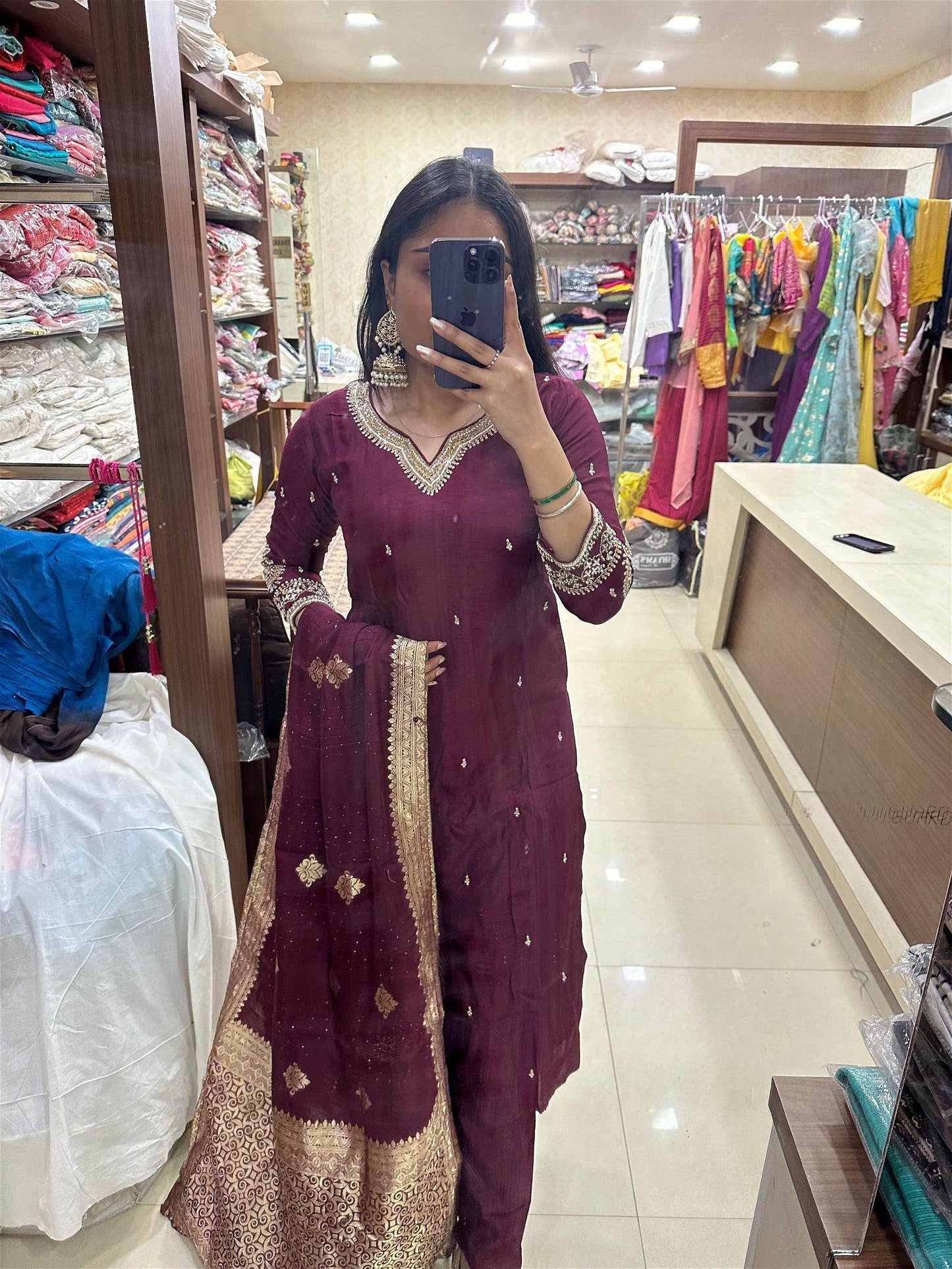 Silk suit - Vijay Laxmi