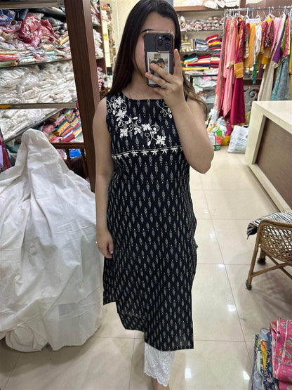 Sleeveless Cotton Kurti - Vijay Laxmi