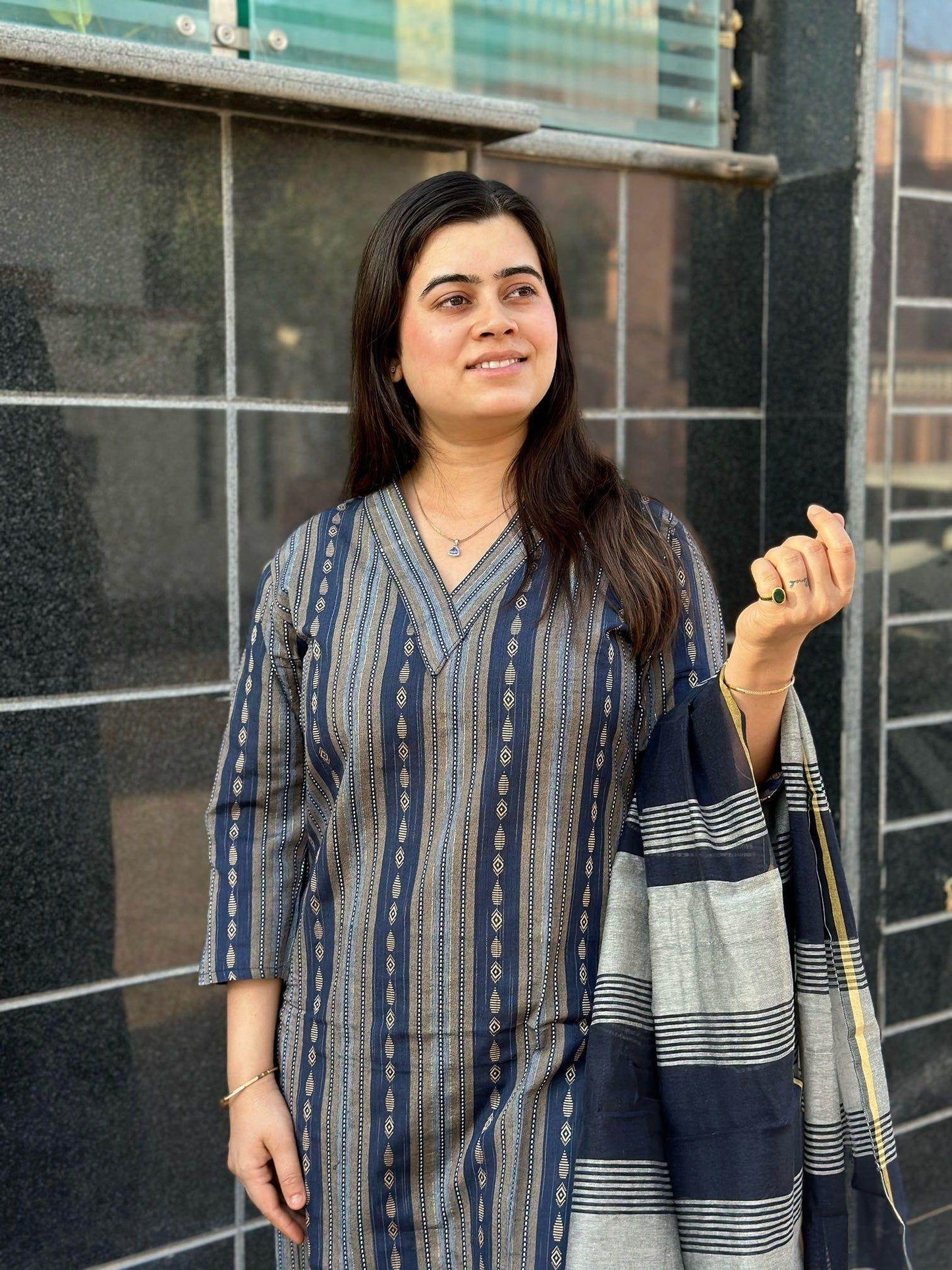 cotton suit - Vijay Laxmi