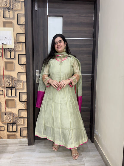 Nazara festive mul chanderi anarkali kurta set with pant & dupatta