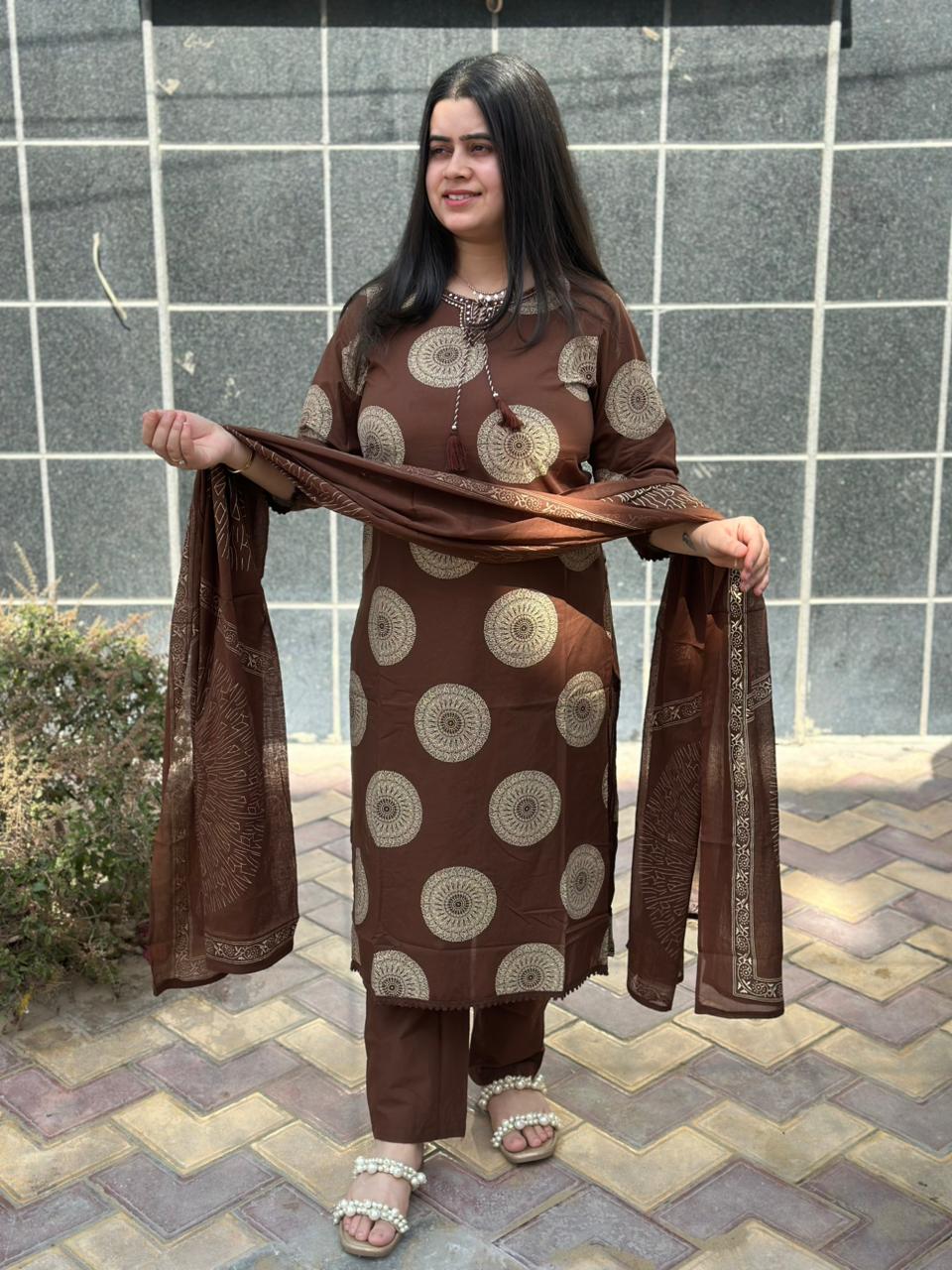 Kiara Cotton Kurta Patch Embroidery Work Kurti Pant And Dupatta