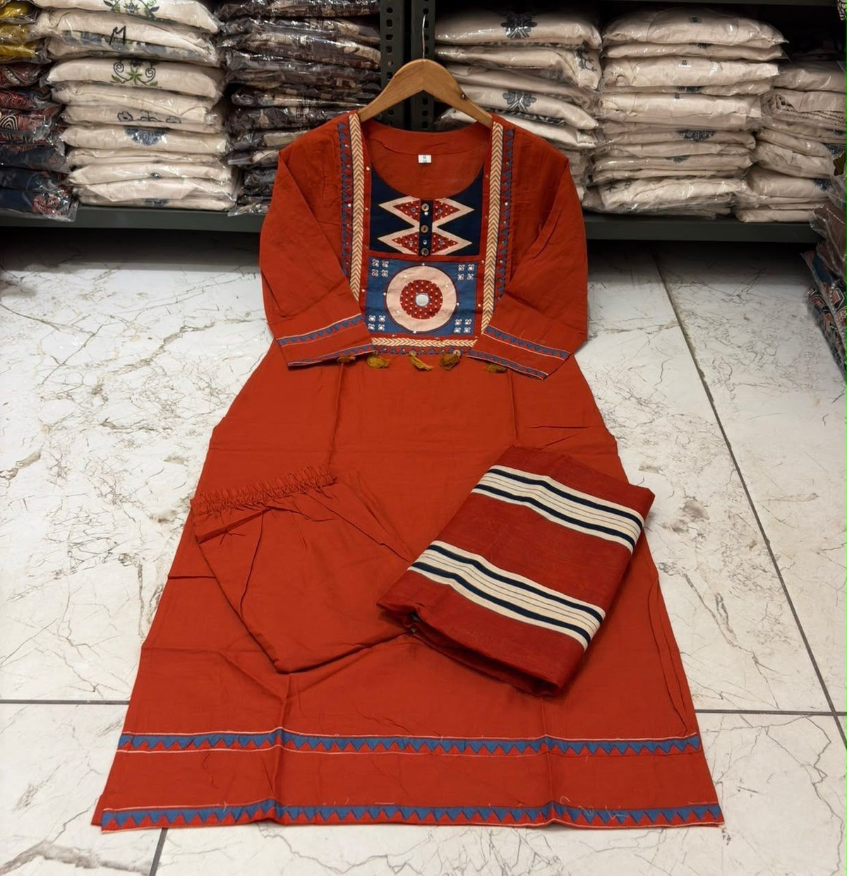 NAZAKAT cotton kurta set with pants & dupatta
