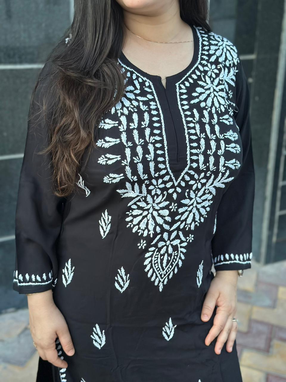 Modal chikankari kurta Set