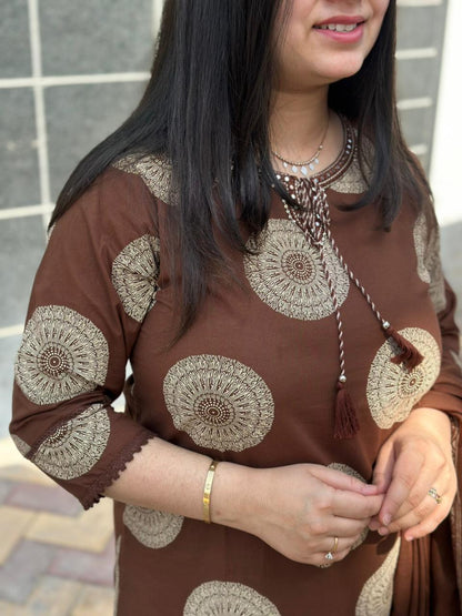 Kiara Cotton Kurta Patch Embroidery Work Kurti Pant And Dupatta