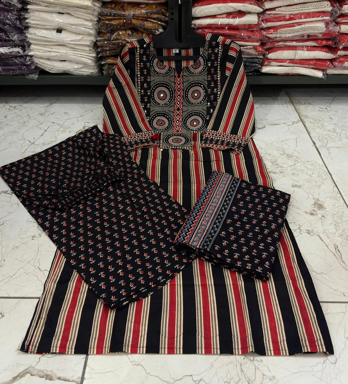 Amayra Cotton Kurta Patch Embroidery Work Kurti Pant And Dupatta