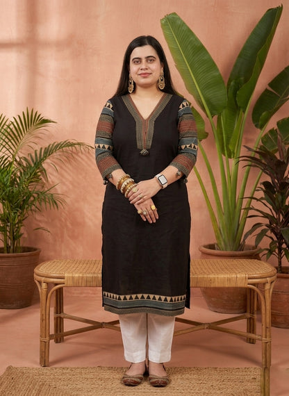 Breathable & Stylish Black Cotton Kurti