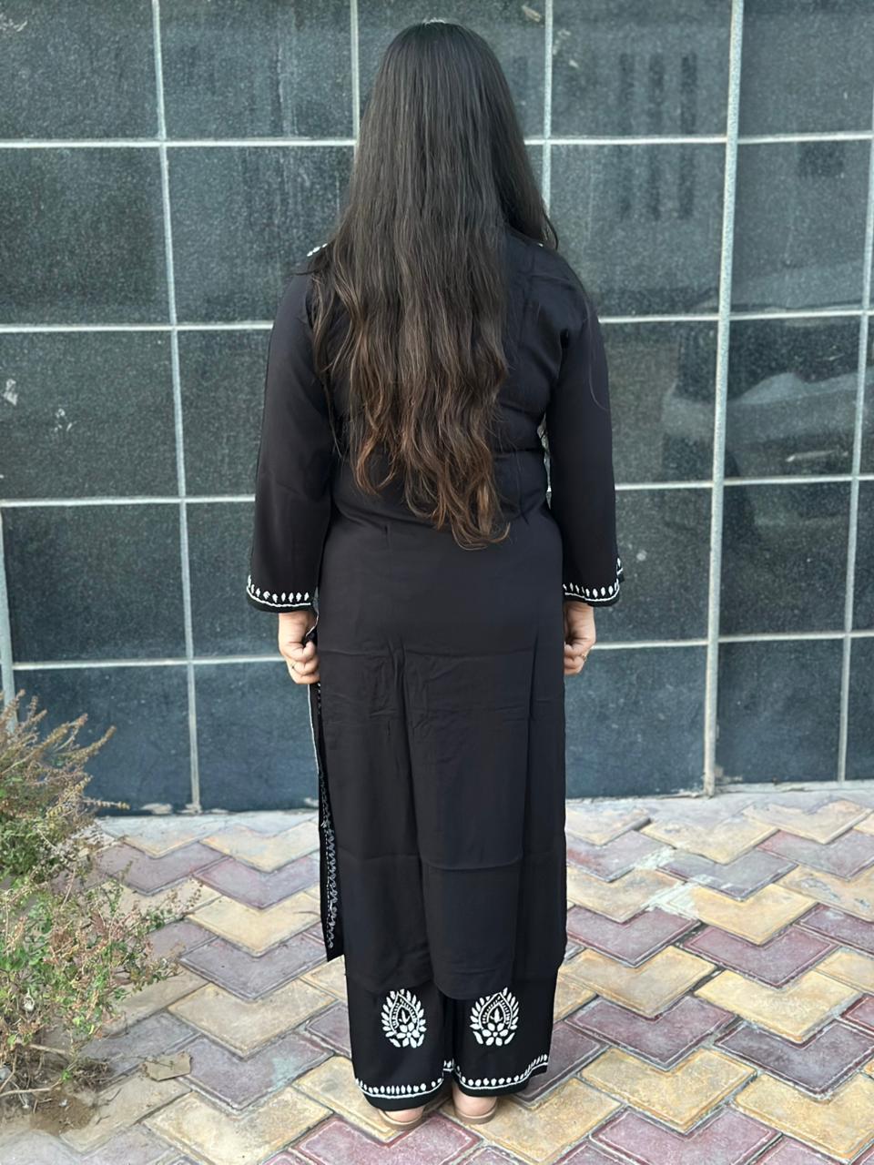 Modal chikankari kurta Set