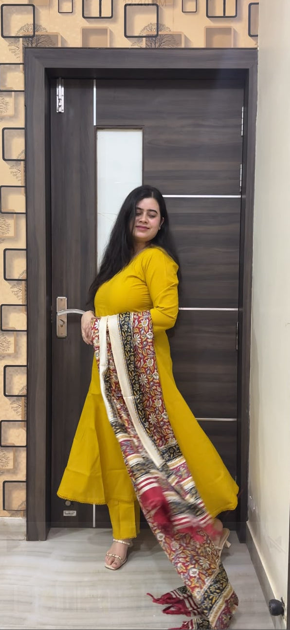 Gulzar Yellow Kurta set with pant & kalamkari dupatta
