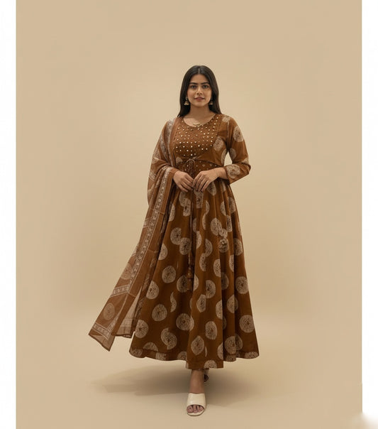 Kiara Cotton Kurta Embroidery Work Kurti Pant And Dupatta