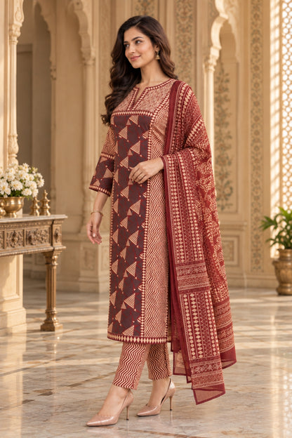 NAZAKAT cotton kurta set with pants & dupatta